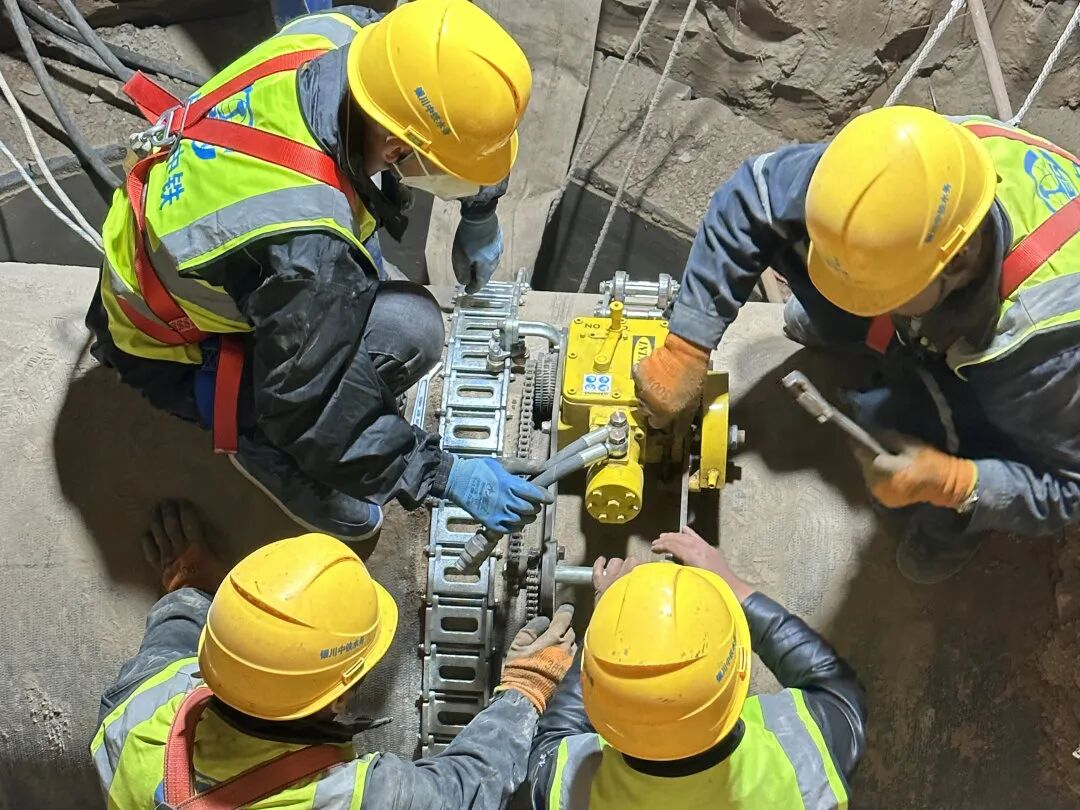民族街供水管网“焕新”，工程事业中心58小时攻坚保障民生用水安全